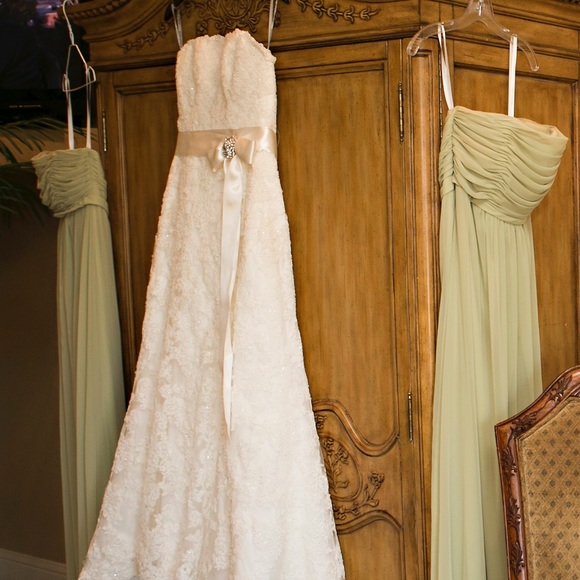 Maggie Sottero wedding gown.